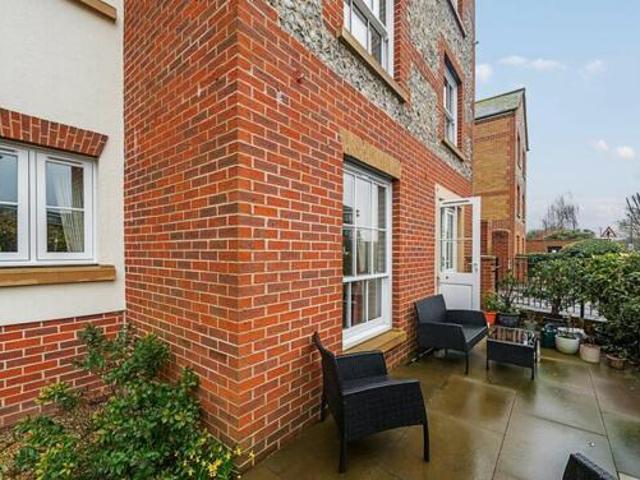 House for sale in Littlecote, West Sussex
