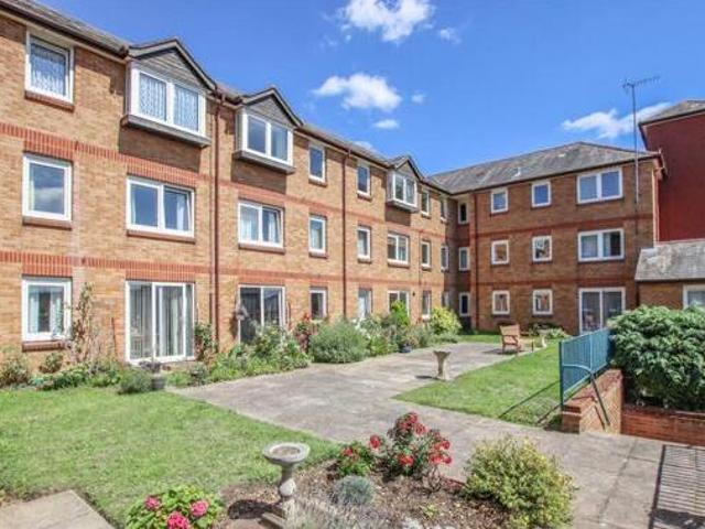 House for sale in Kings Hill, Colliers End