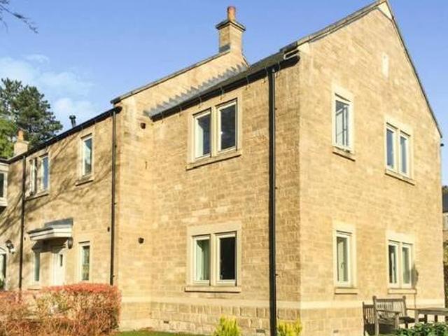 House for sale in Froggatt, East Midlands