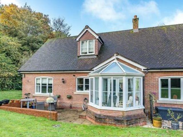 House for sale in Cawston, New Bilton