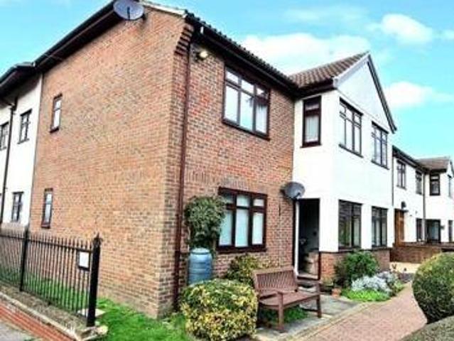 House for sale in Barling