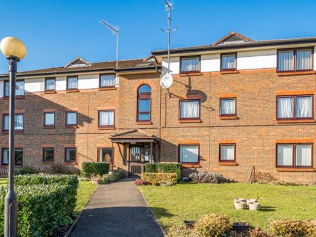 House for sale in North Watford, Hertfordshire