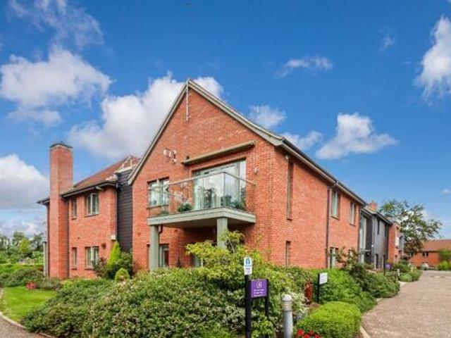 House for sale in Gerrards Cross, Denham