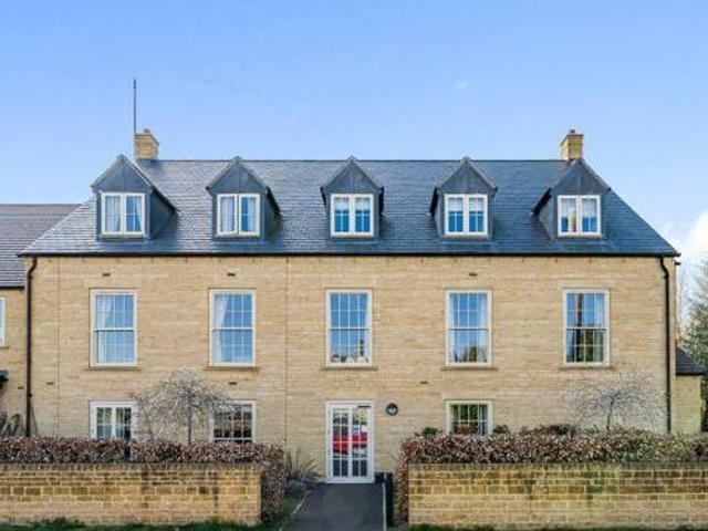 House for sale in Fossebridge, Gloucestershire
