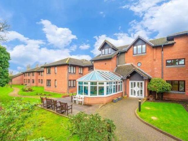 House for sale in Green Close, Warwickshire
