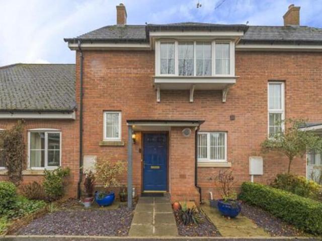 House for sale in Cawston, New Bilton