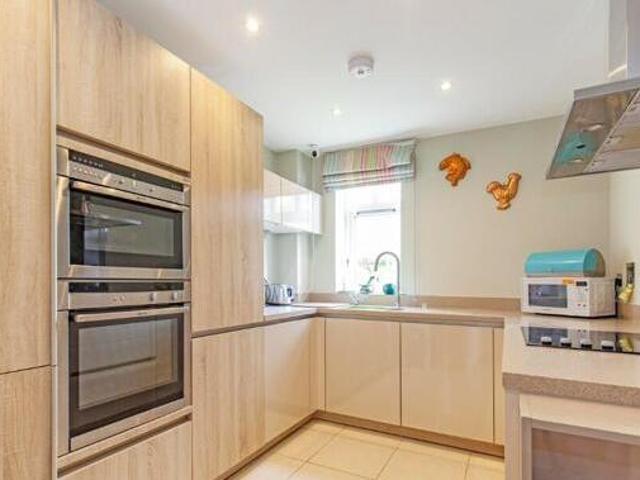 House for sale in Froggatt, East Midlands