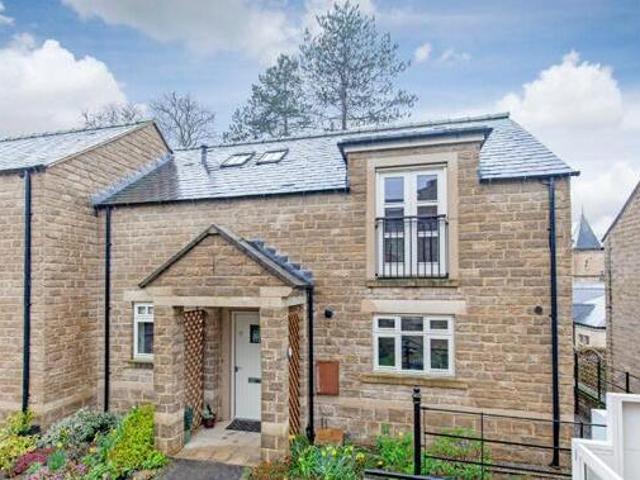 House for sale in Froggatt, East Midlands
