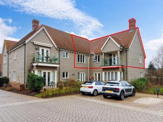 House for sale in Green Close, Warwickshire