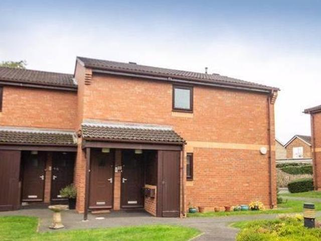 House for sale in Froggatt, East Midlands