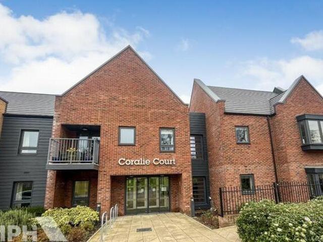 House for sale in Westfield View, East Bank
