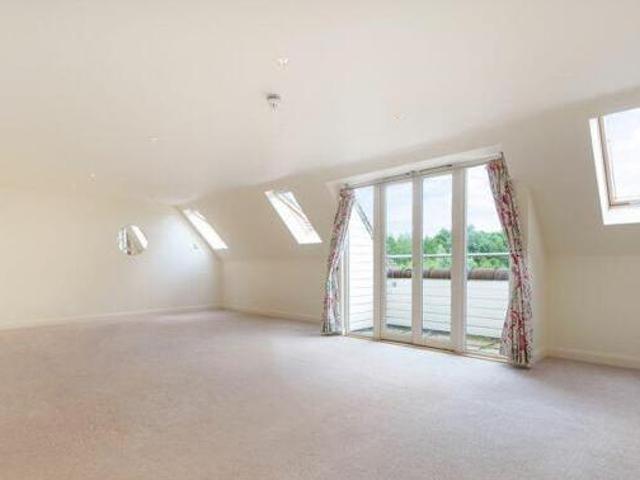 House for sale in Surrey