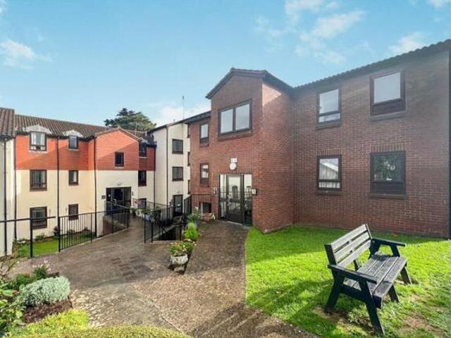 House for sale in Goodrington, Livermead