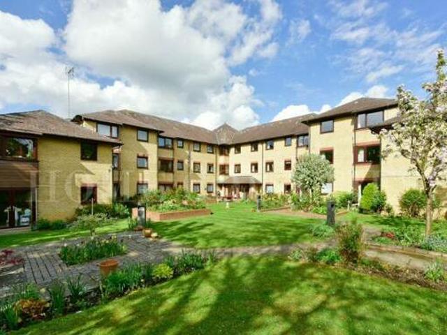 House for sale in Potters Bar, Hertsmere