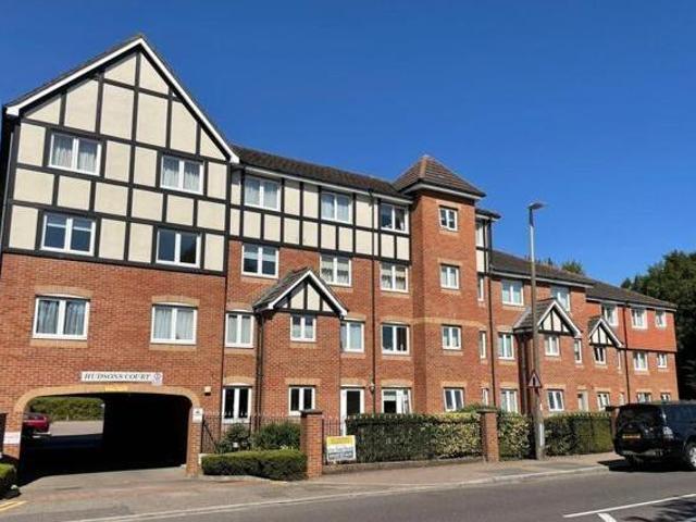 House for sale in Potters Bar, Hertfordshire
