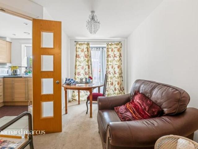 House for sale in Wallington, Greater London
