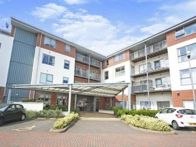 House for sale in Shirley, West Midlands