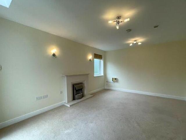 House for sale in Tiddington, Stratford-on-Avon
