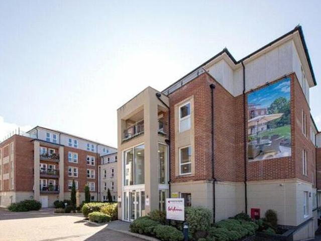 House for sale in Virginia Water, Runnymede
