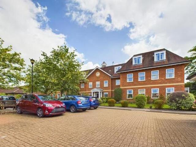 House for sale in Surrey