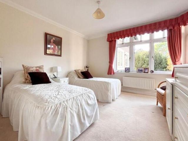 House for sale in London Borough of Bromley, Greater London