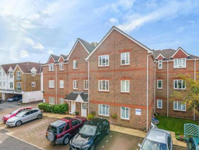 House for sale in Mount Hermon, Woking