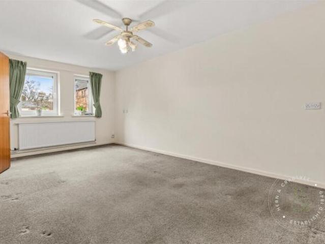 House for sale in Roath, Wales