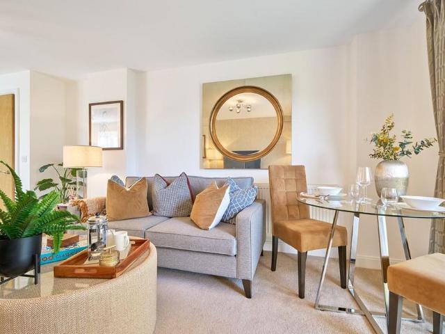 House for rent in Blackhills, Surrey
