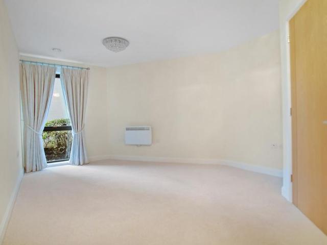 House for rent in Firepool, Rumwell