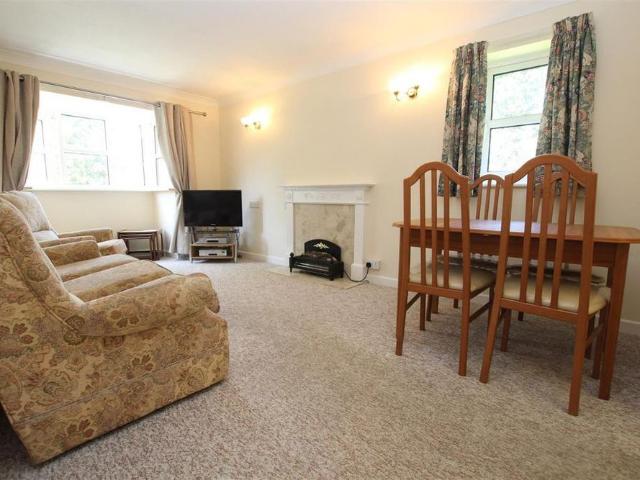 House for rent in The Polygon, City Of Southampton