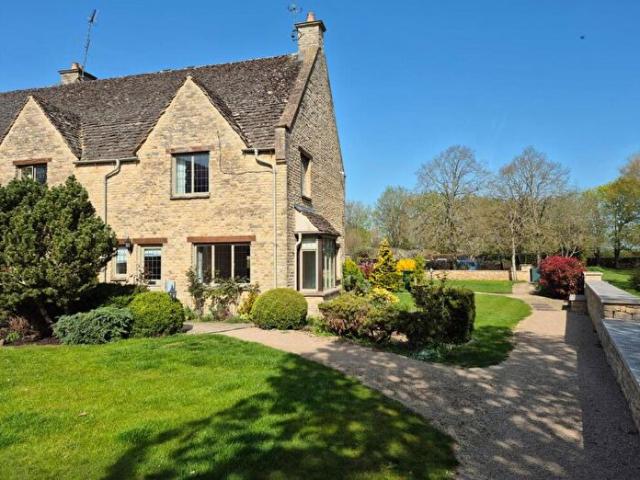 Apartment for rent in Black Bourton, Oxfordshire