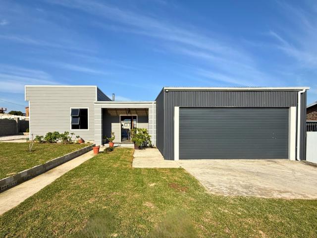 House for sale in Baardskeerdersbos, Western Cape