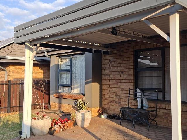 Property for rent in Waterkloof, Gauteng