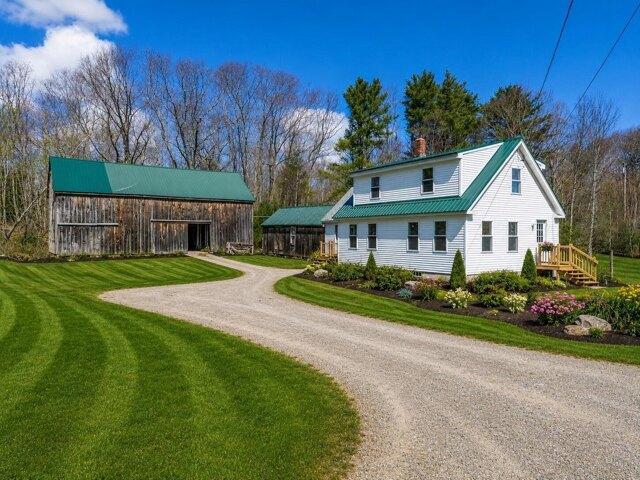 House for sale in Richmond, Maine