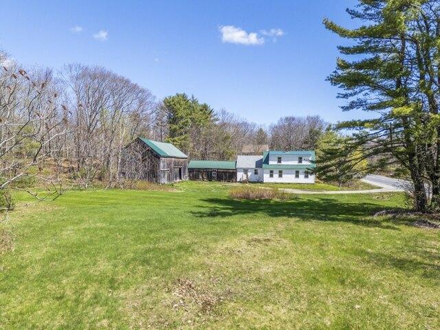 House for sale in Richmond, Maine