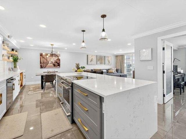 Condo for sale in Riviera Beach, Florida