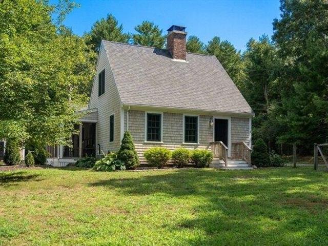 House for sale in Rochester, Massachusetts