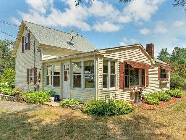 House for sale in New Hampshire