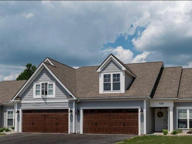 Room for rent in Oak Hill, New York