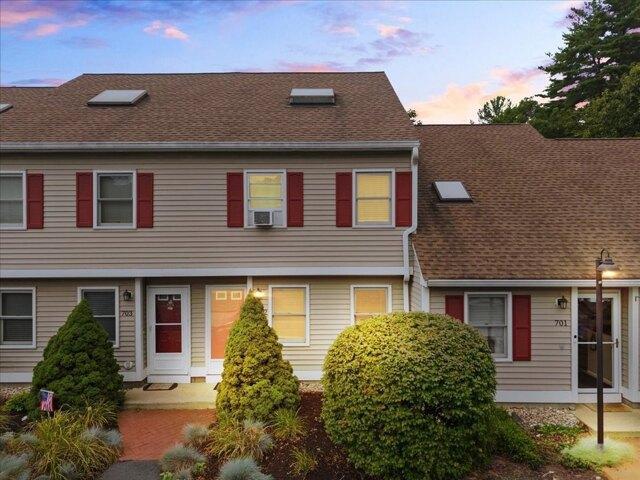 Condo for sale in Rockland, Plymouth County