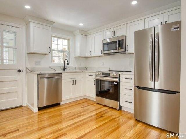 House for sale in Rocky Hill, Connecticut