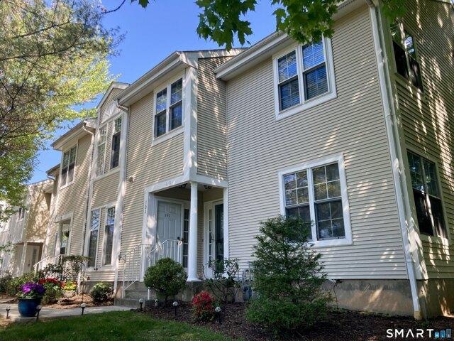 Condo for sale in Rocky Hill, Connecticut