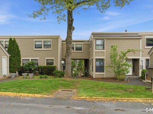 House for sale in Rocky Hill, Connecticut