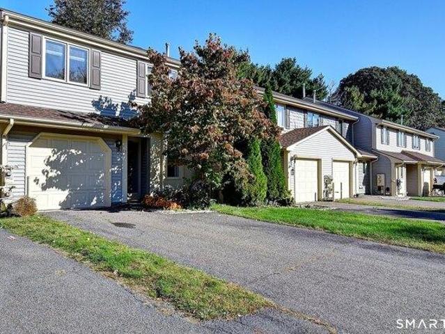 House for sale in The Oaks Condominiums, Rocky Hill