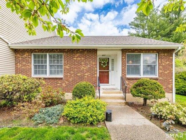 Condo for sale in Rocky Hill, Connecticut