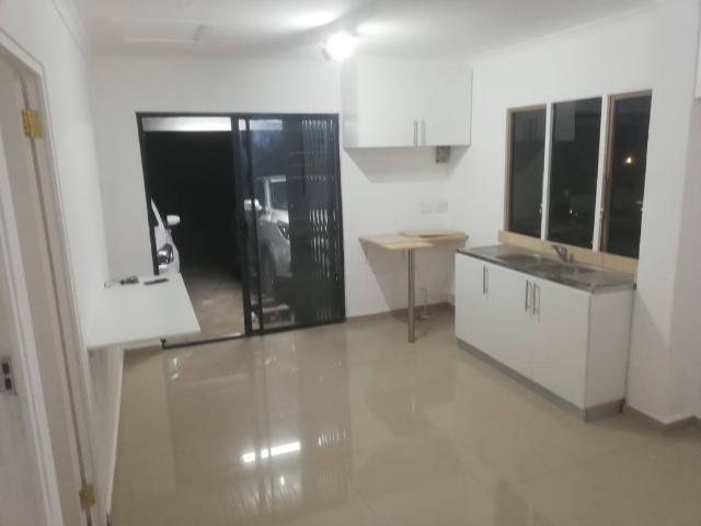 Apartment for rent in Seaview, Kwazulu-natal