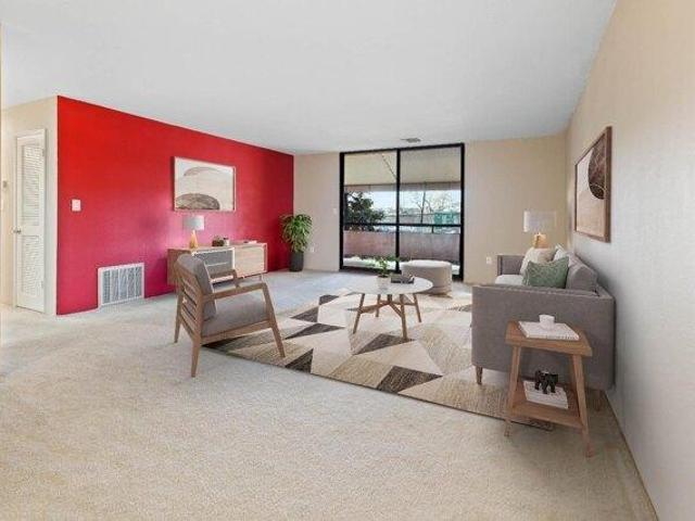 Condo for sale in Sacramento