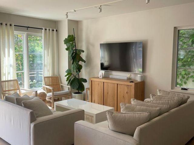 Room for rent in Sacramento, California