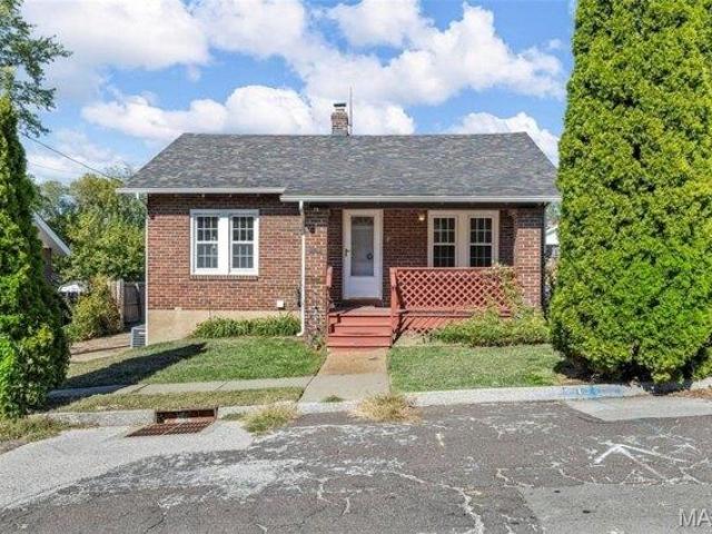 House for sale in Saint John, Missouri