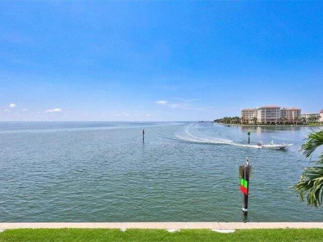 Condo for sale in Saint Petersburg, Florida